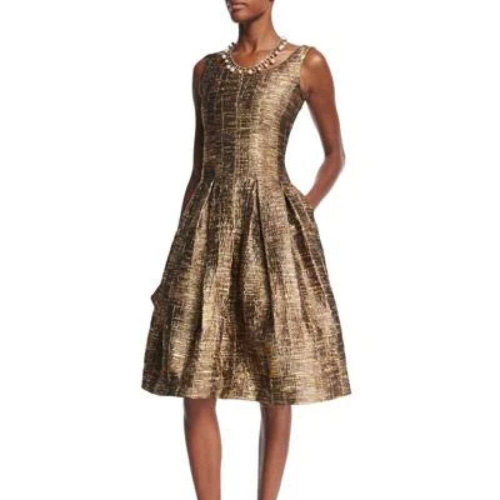 Gold sleeveless Oscar de la Renta Resort collection party evening dress, 6/8 - Picture 1 of 3
